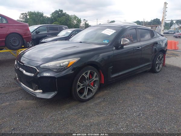 2018 KIA STINGER GT1