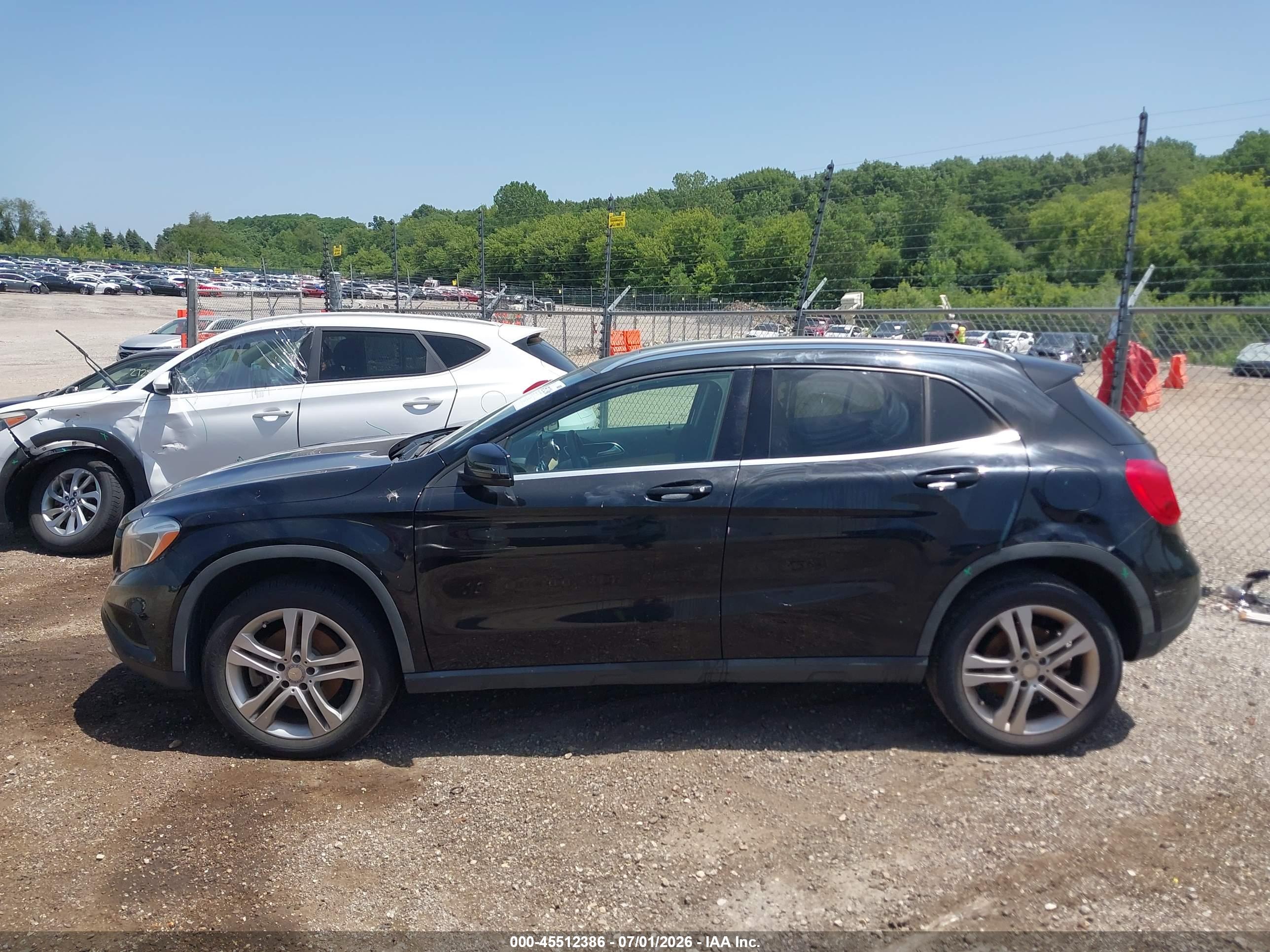 2015 MERCEDES-BENZ GLA 250 4MATIC