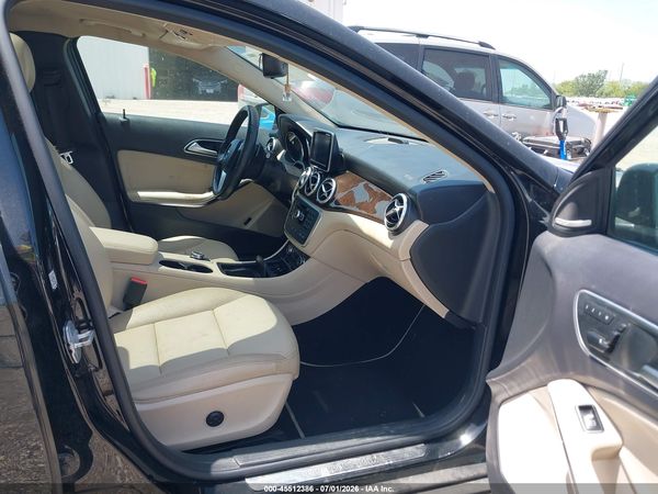 2015 MERCEDES-BENZ GLA 250 4MATIC