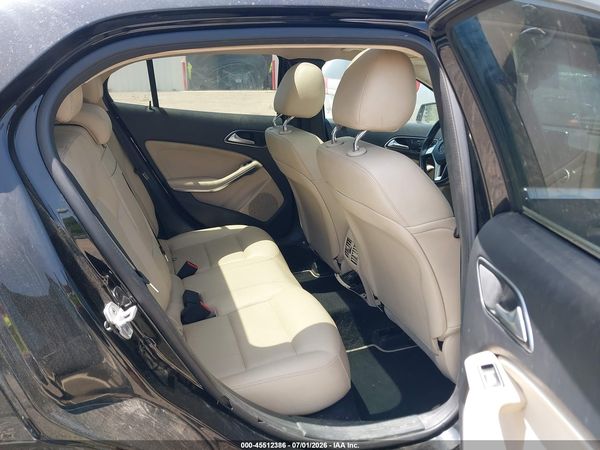 2015 MERCEDES-BENZ GLA 250 4MATIC