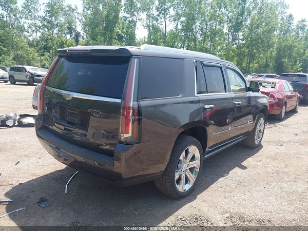 2016 CADILLAC ESCALADE PLATINUM