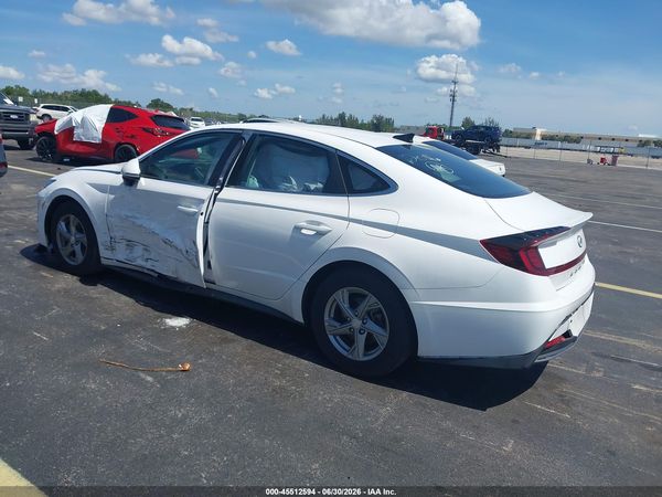2023 HYUNDAI SONATA SE
