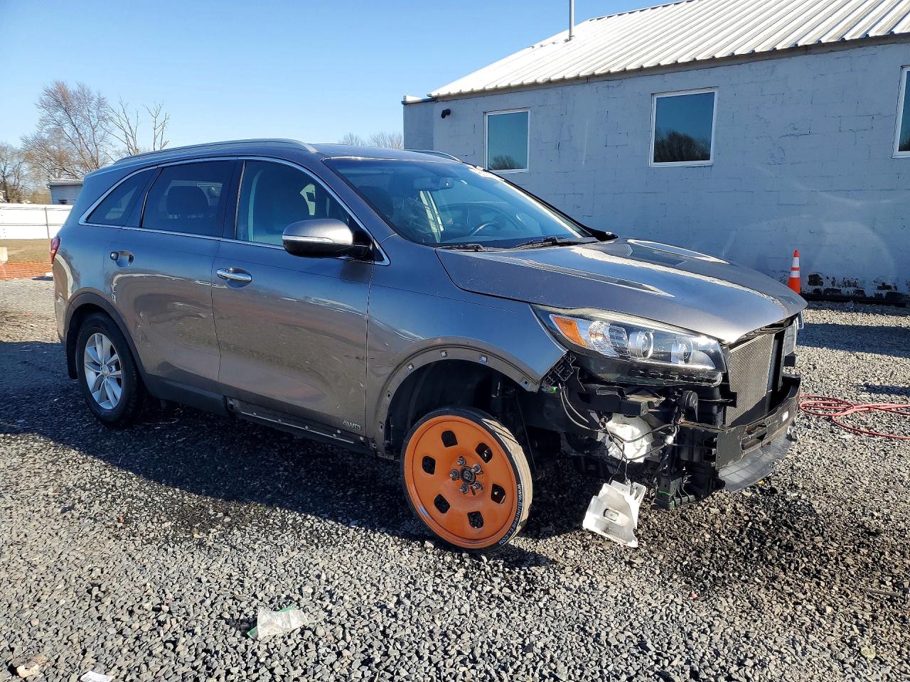 2017 KIA SORENTO L, LX