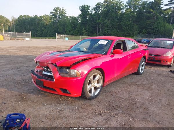 2013 DODGE CHARGER SXT