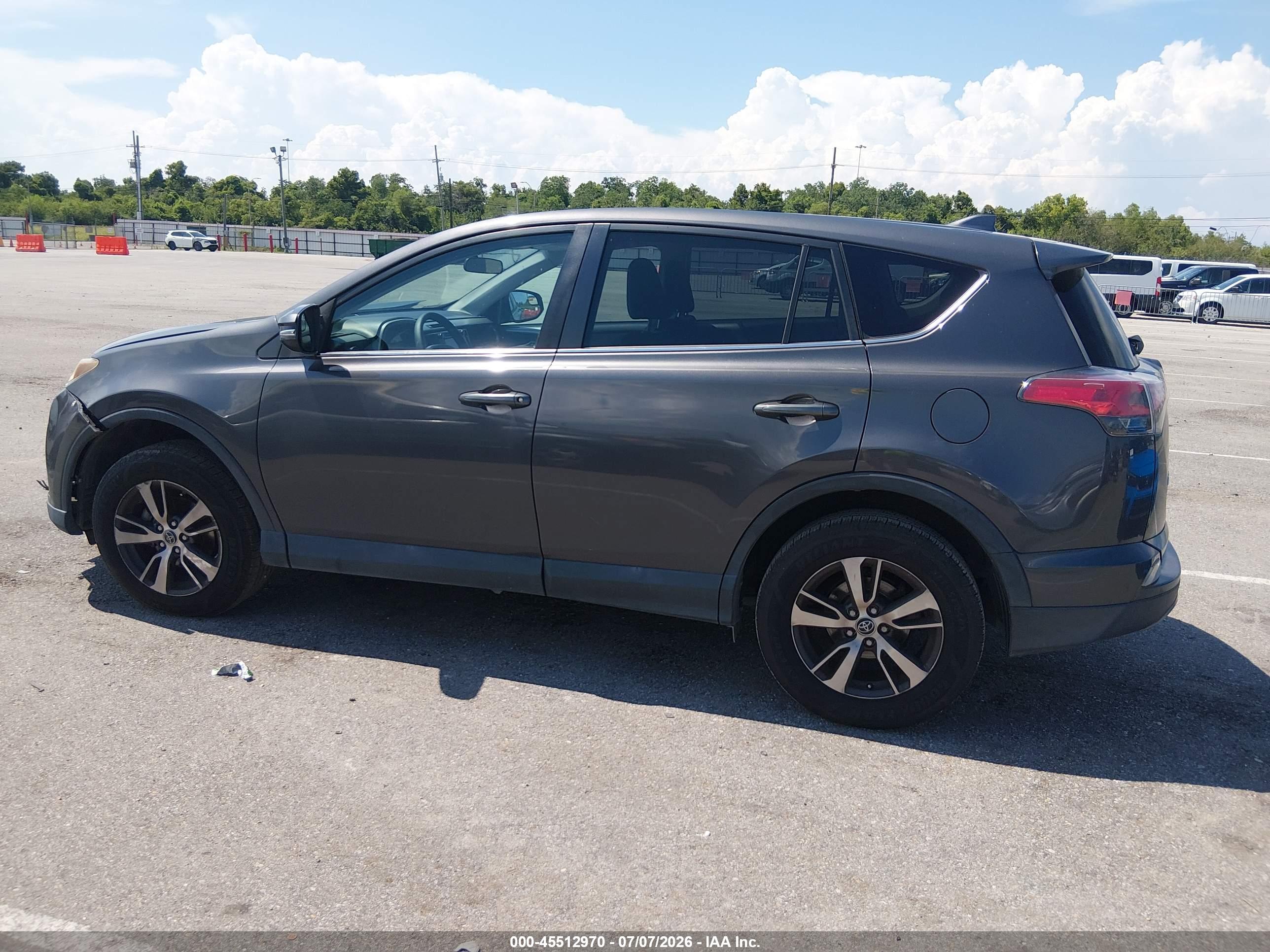 2018 TOYOTA RAV4 XLE