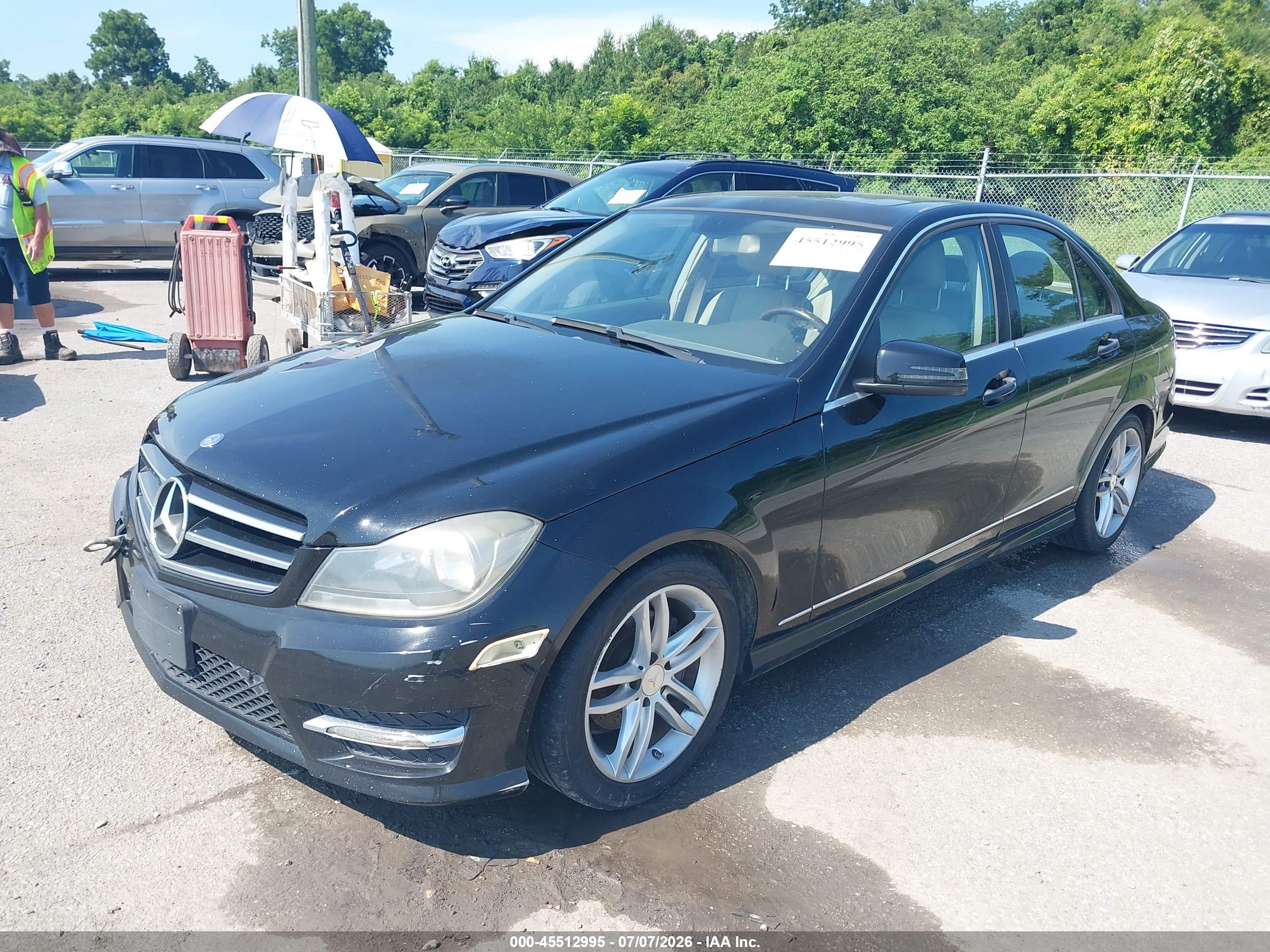 2013 MERCEDES-BENZ C 250 SPORT
