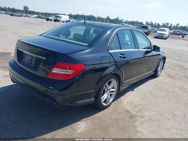 2013 MERCEDES-BENZ C 250 SPORT
