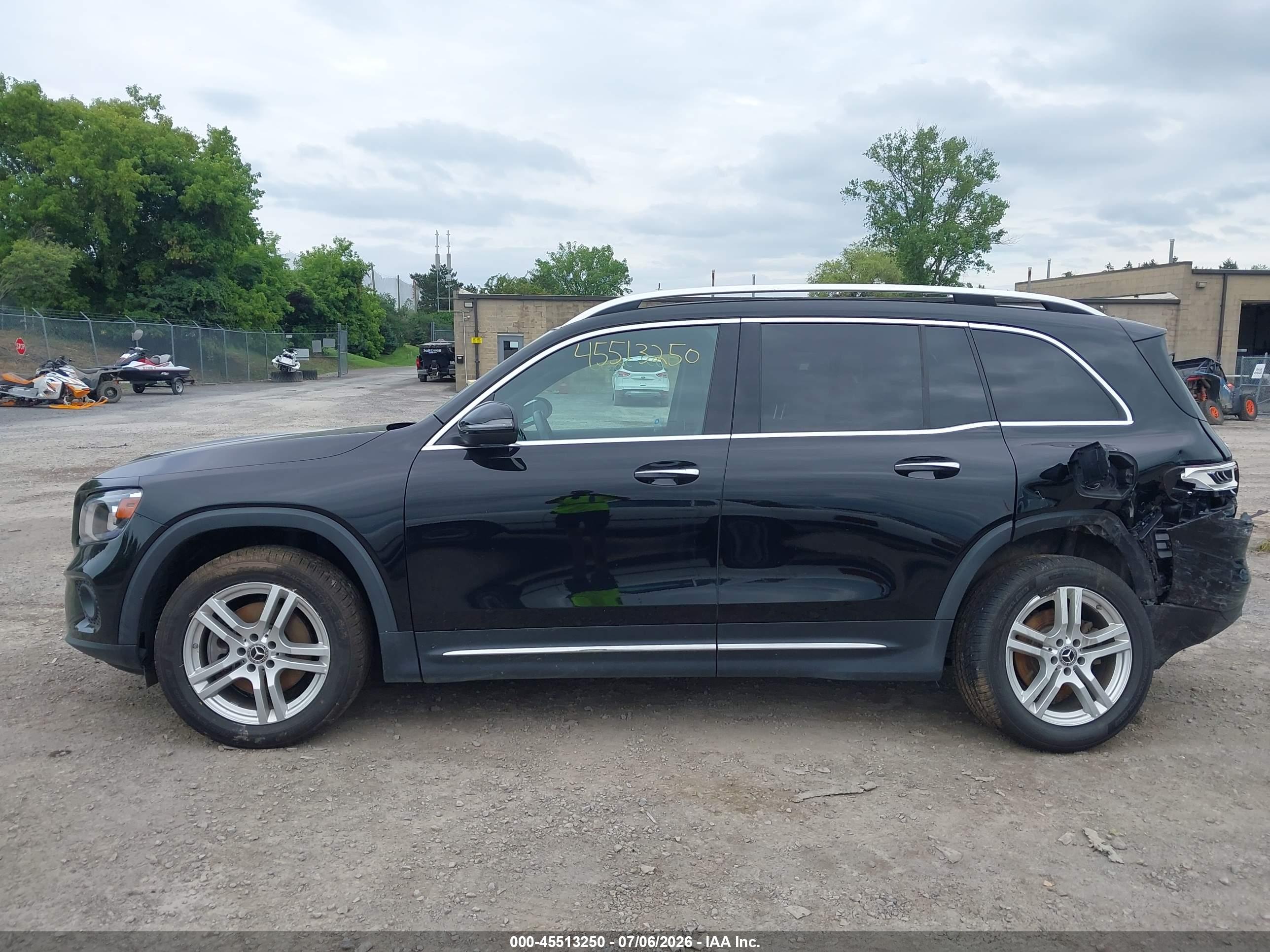 2023 MERCEDES-BENZ GLB 250 4MATIC