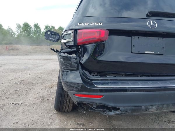 2023 MERCEDES-BENZ GLB 250 4MATIC