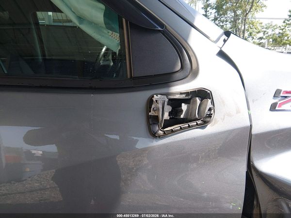 2019 CHEVROLET SILVERADO 1500 RST — I155