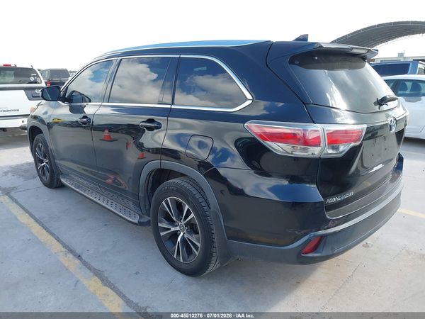 2016 TOYOTA HIGHLANDER XLE V6