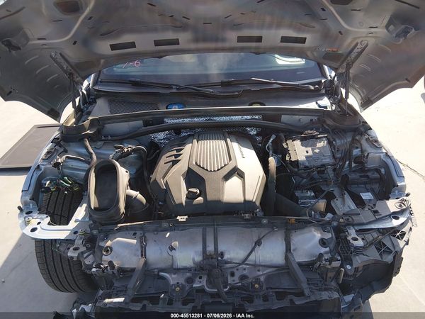 2024 PORSCHE MACAN T