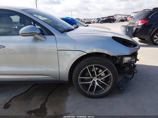 2024 PORSCHE MACAN T