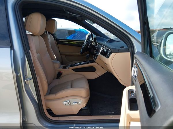 2024 PORSCHE MACAN T