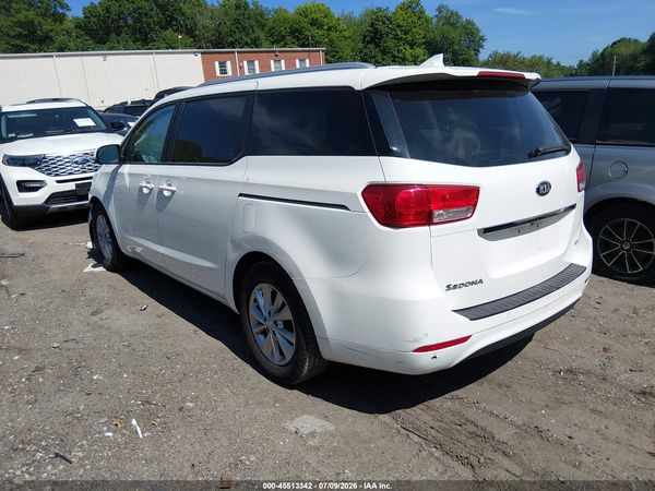 2017 KIA SEDONA LX