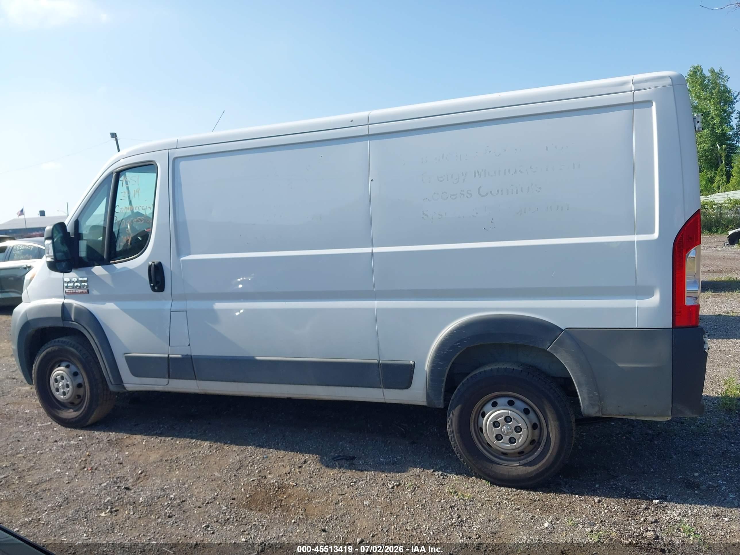 2017 RAM PROMASTER 1500 LOW ROOF 136 WB