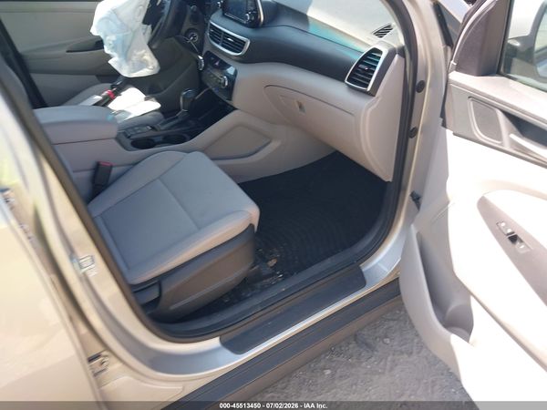 2021 HYUNDAI TUCSON SE