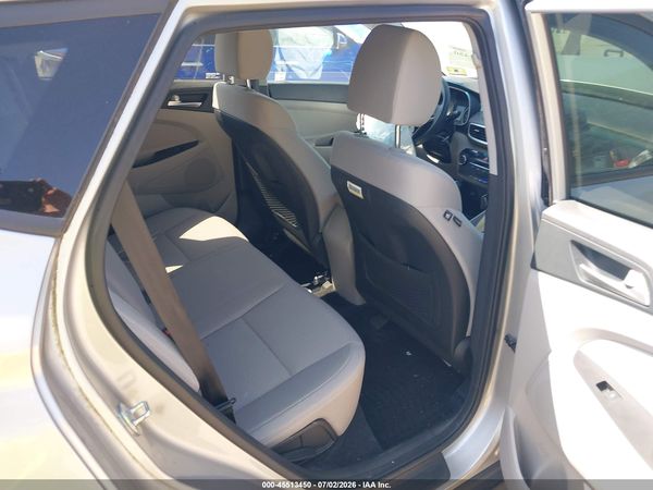 2021 HYUNDAI TUCSON SE