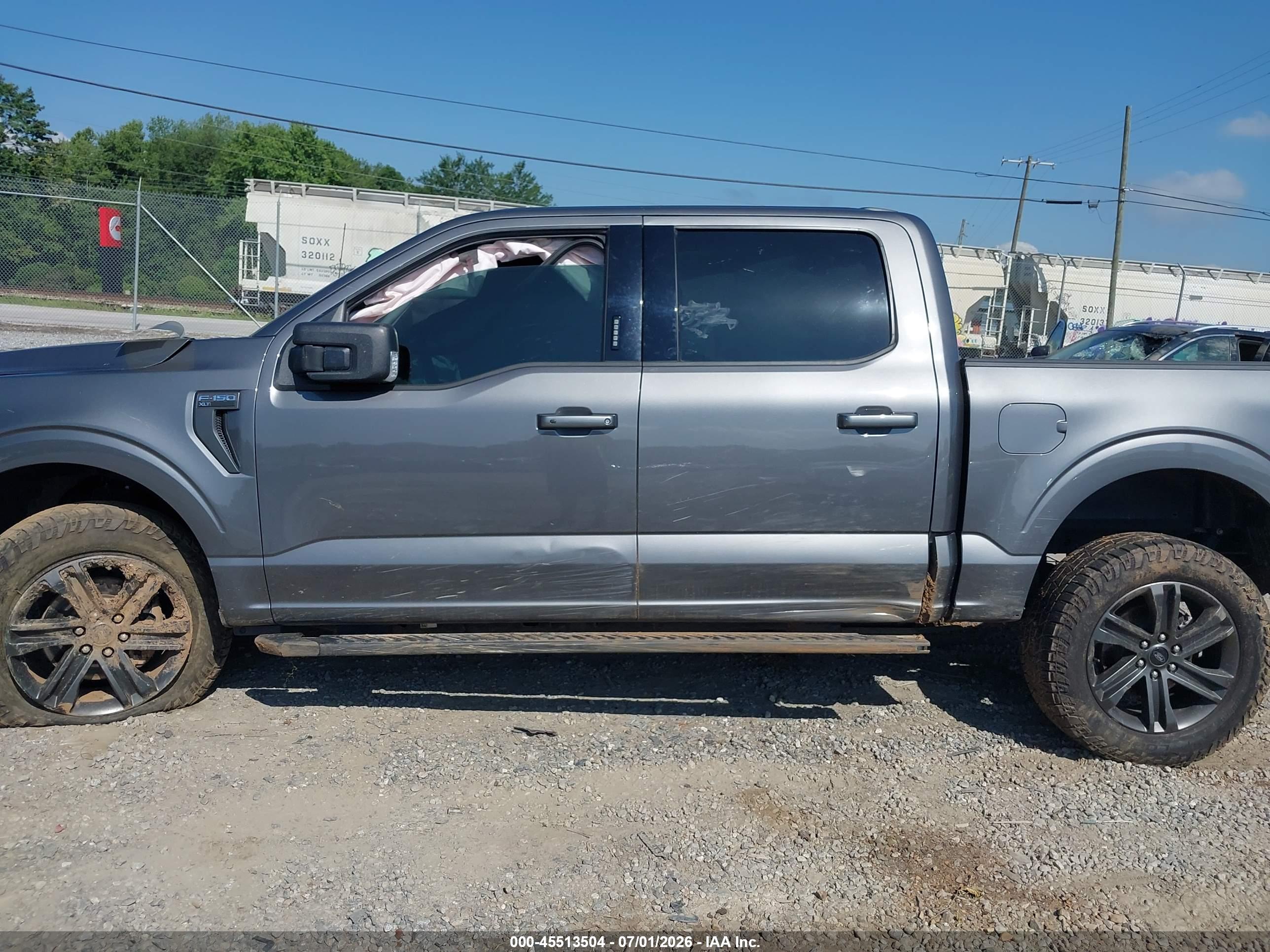 2022 FORD F-150 XLT
