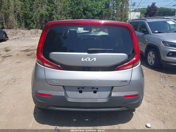 2022 KIA SOUL LX