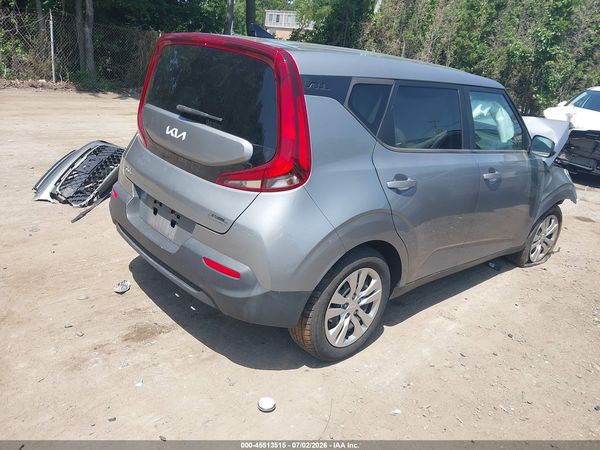 2022 KIA SOUL LX