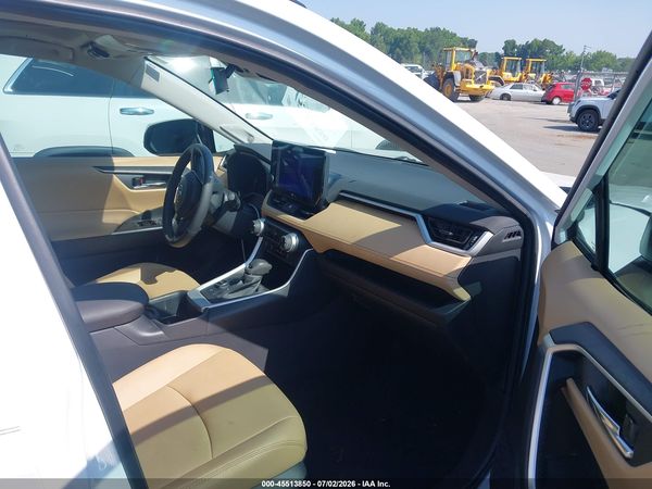 2024 TOYOTA RAV4 HYBRID XLE PREMIUM