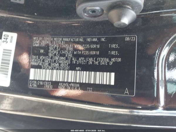 2023 TOYOTA SIENNA WOODLAND EDITION — I9