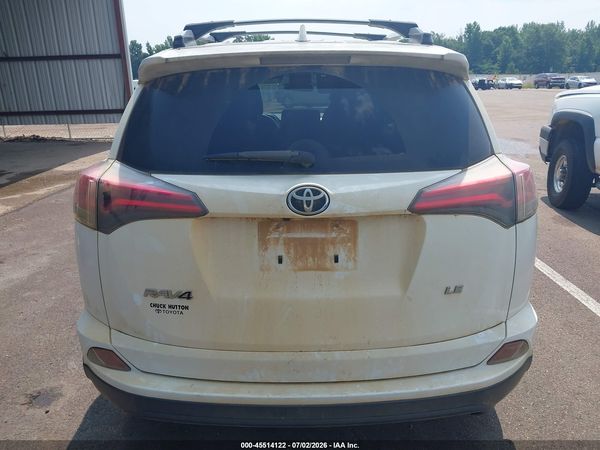 2018 TOYOTA RAV4 LE