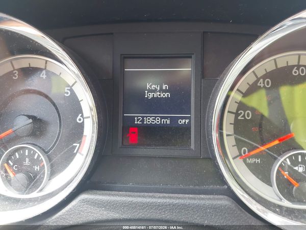 2012 DODGE GRAND CARAVAN CREW — I7