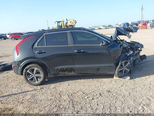 2025 KIA NIRO SX