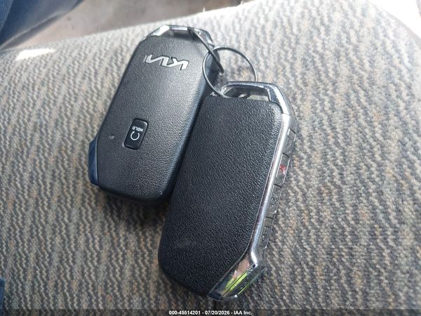 2025 KIA NIRO SX
