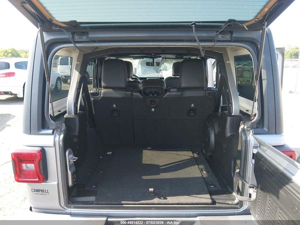 2018 JEEP WRANGLER UNLIMITED SAHARA 4X4