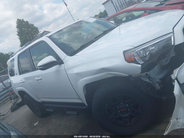 2022 TOYOTA 4RUNNER SR5 Prem