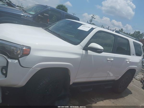 2022 TOYOTA 4RUNNER SR5 Prem