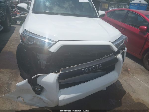 2022 TOYOTA 4RUNNER SR5 Prem