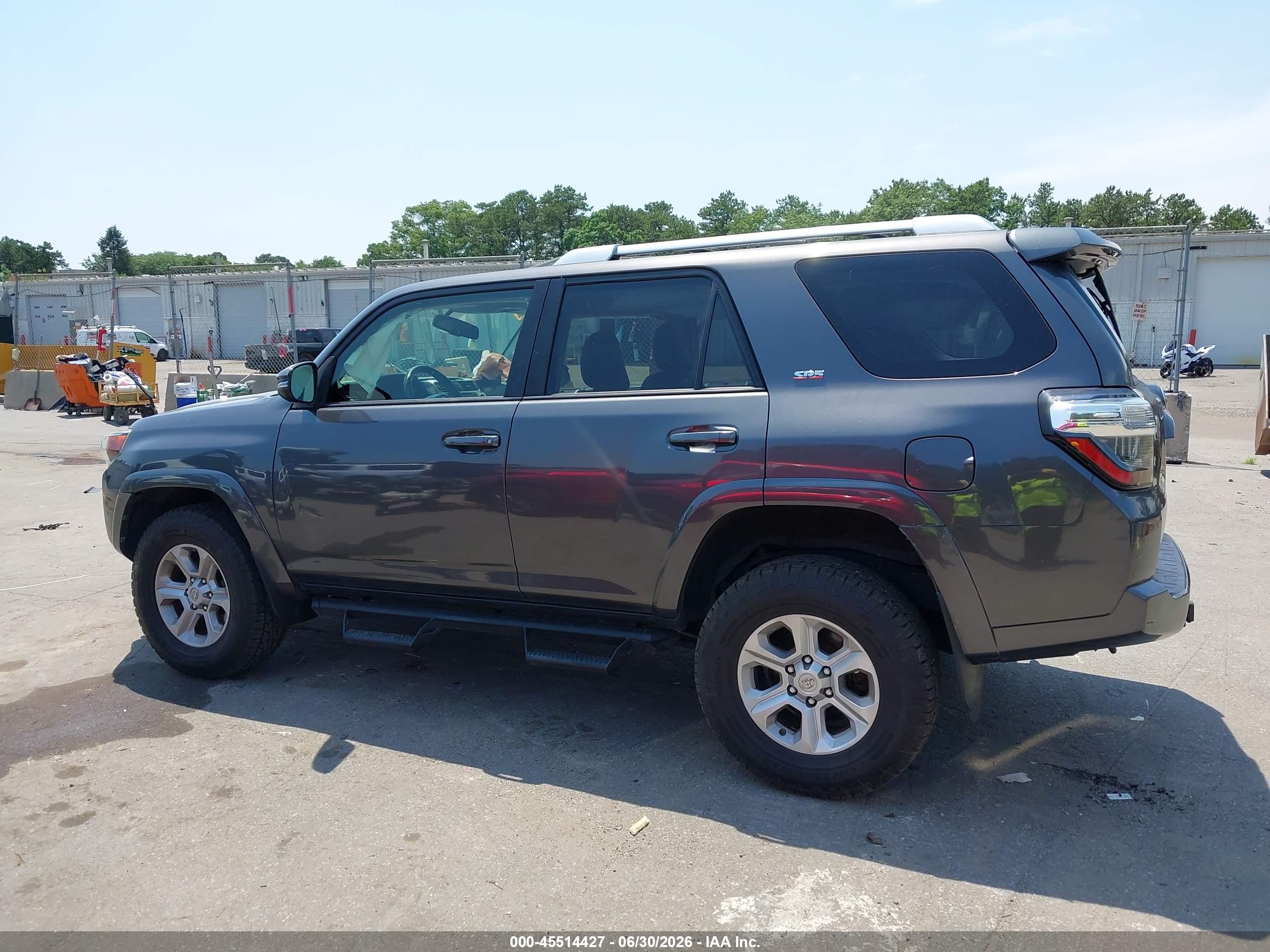 2018 TOYOTA 4RUNNER SR5 PREMIUM