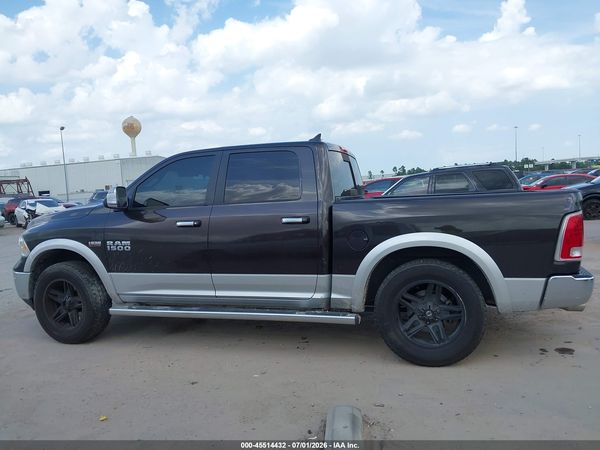 2017 RAM 1500 LARAMIE  4X4 5'7 BOX
