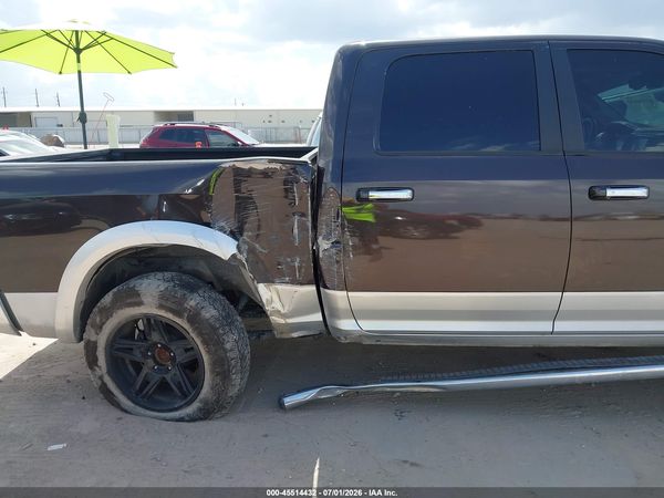 2017 RAM 1500 LARAMIE  4X4 5'7 BOX
