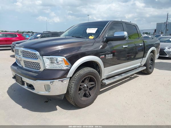 2017 RAM 1500 LARAMIE  4X4 5'7 BOX