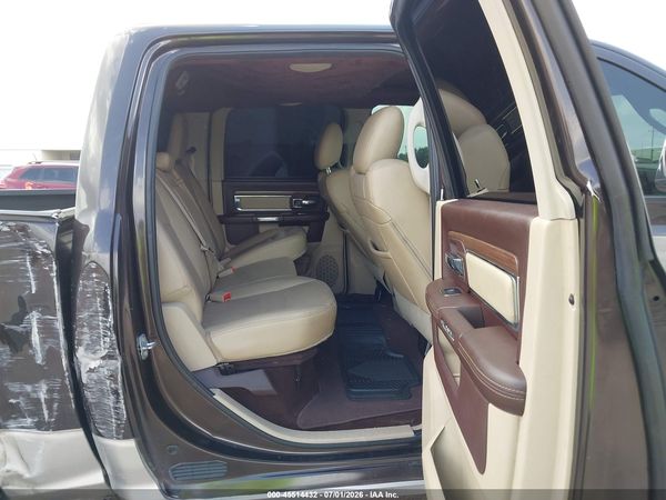 2017 RAM 1500 LARAMIE  4X4 5'7 BOX