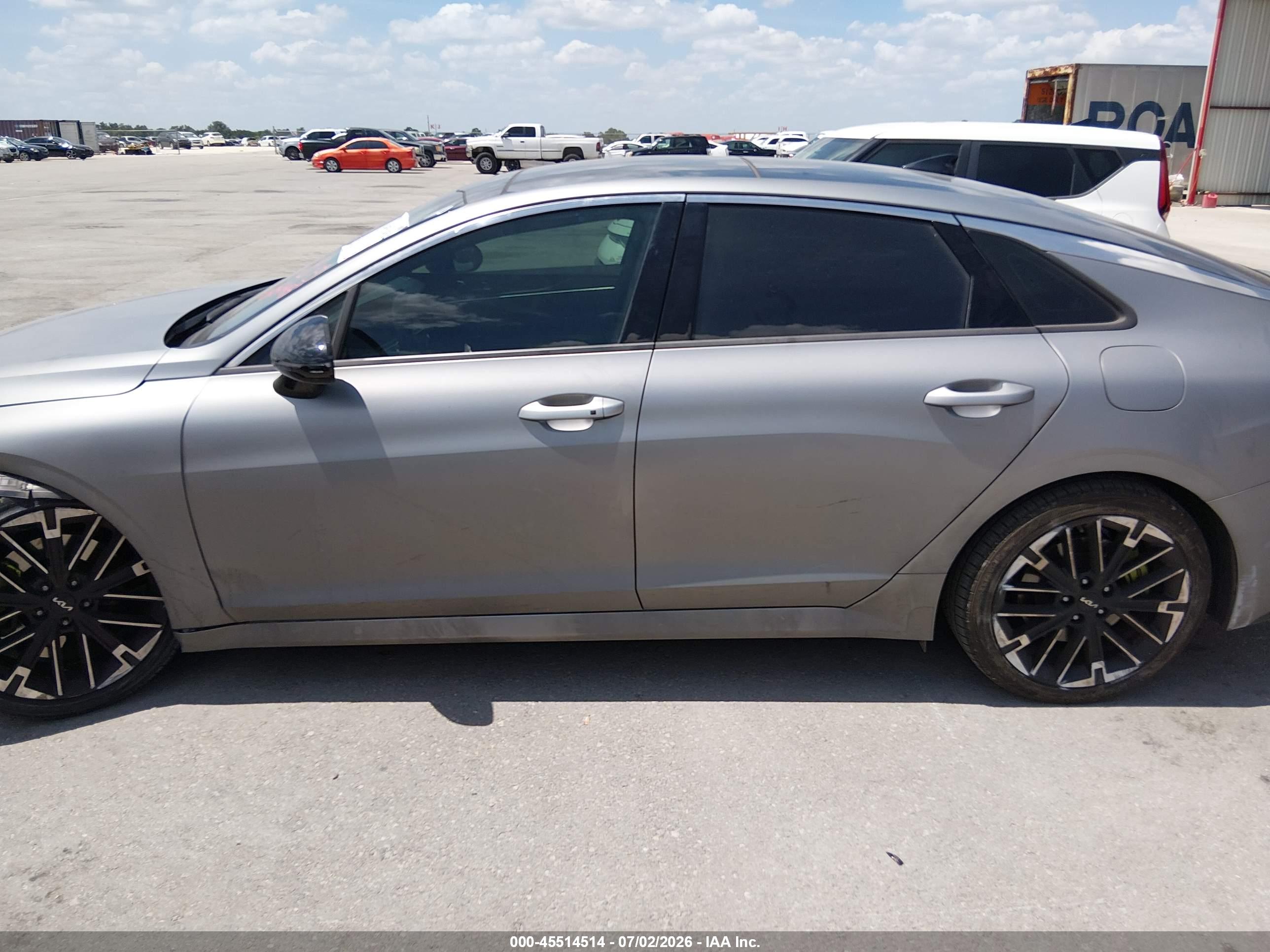 2025 KIA K5 GT