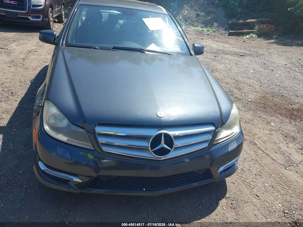 2013 MERCEDES-BENZ C 300 SPORT 4MATIC