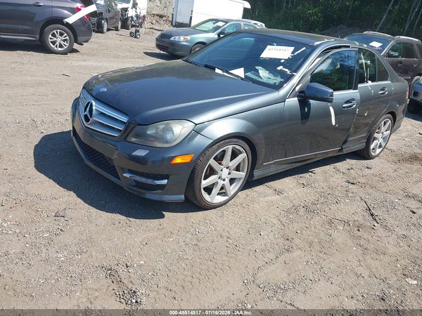 2013 MERCEDES-BENZ C 300 SPORT 4MATIC