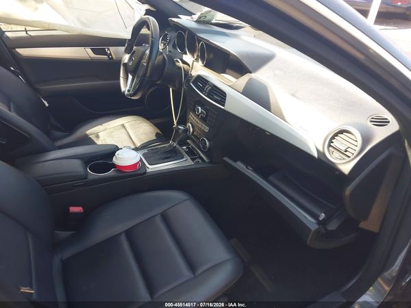 2013 MERCEDES-BENZ C 300 SPORT 4MATIC