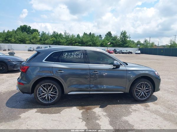 2022 AUDI Q5