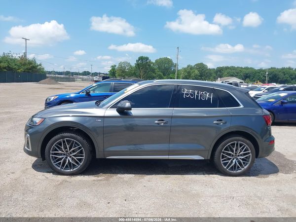 2022 AUDI Q5