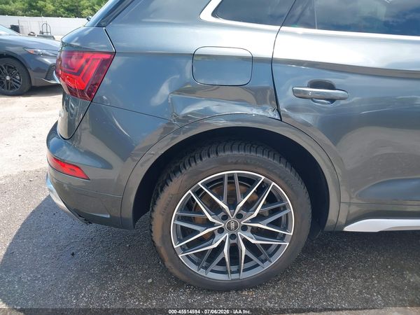 2022 AUDI Q5