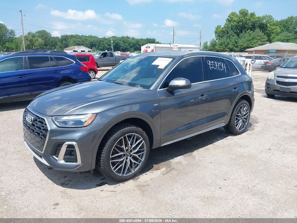 2022 AUDI Q5