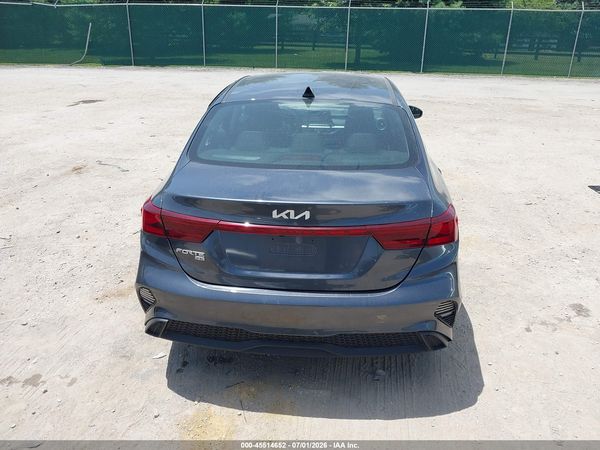 2023 KIA FORTE LX