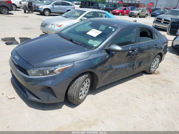 2023 KIA FORTE LX